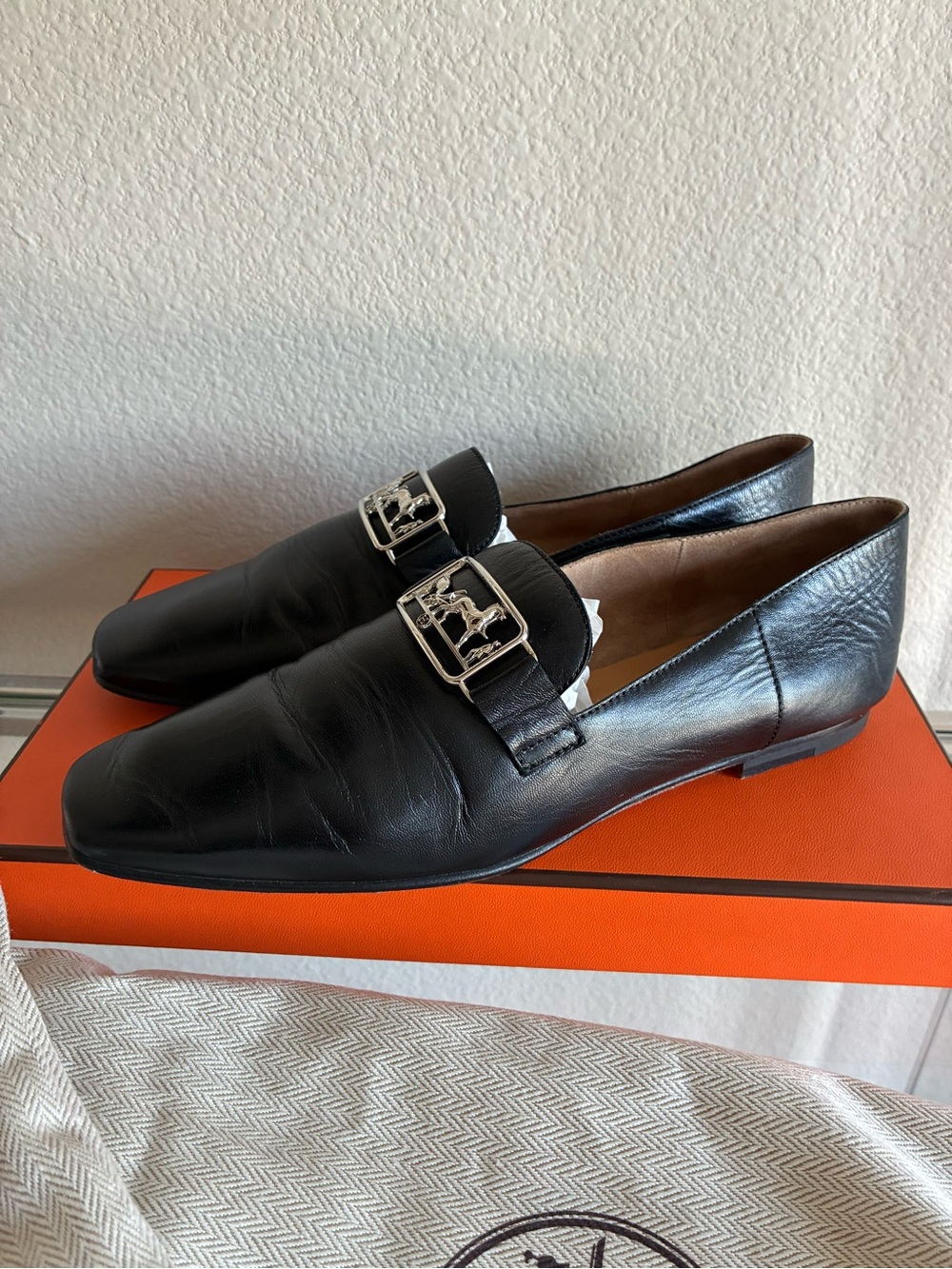 Hermès 36 Black Leather Time Loafers with Silver Hardware
